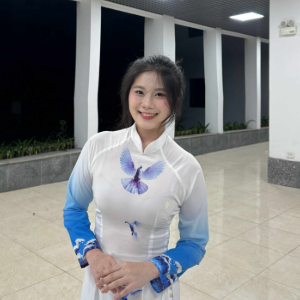 Nguyễn Khánh Huyền
